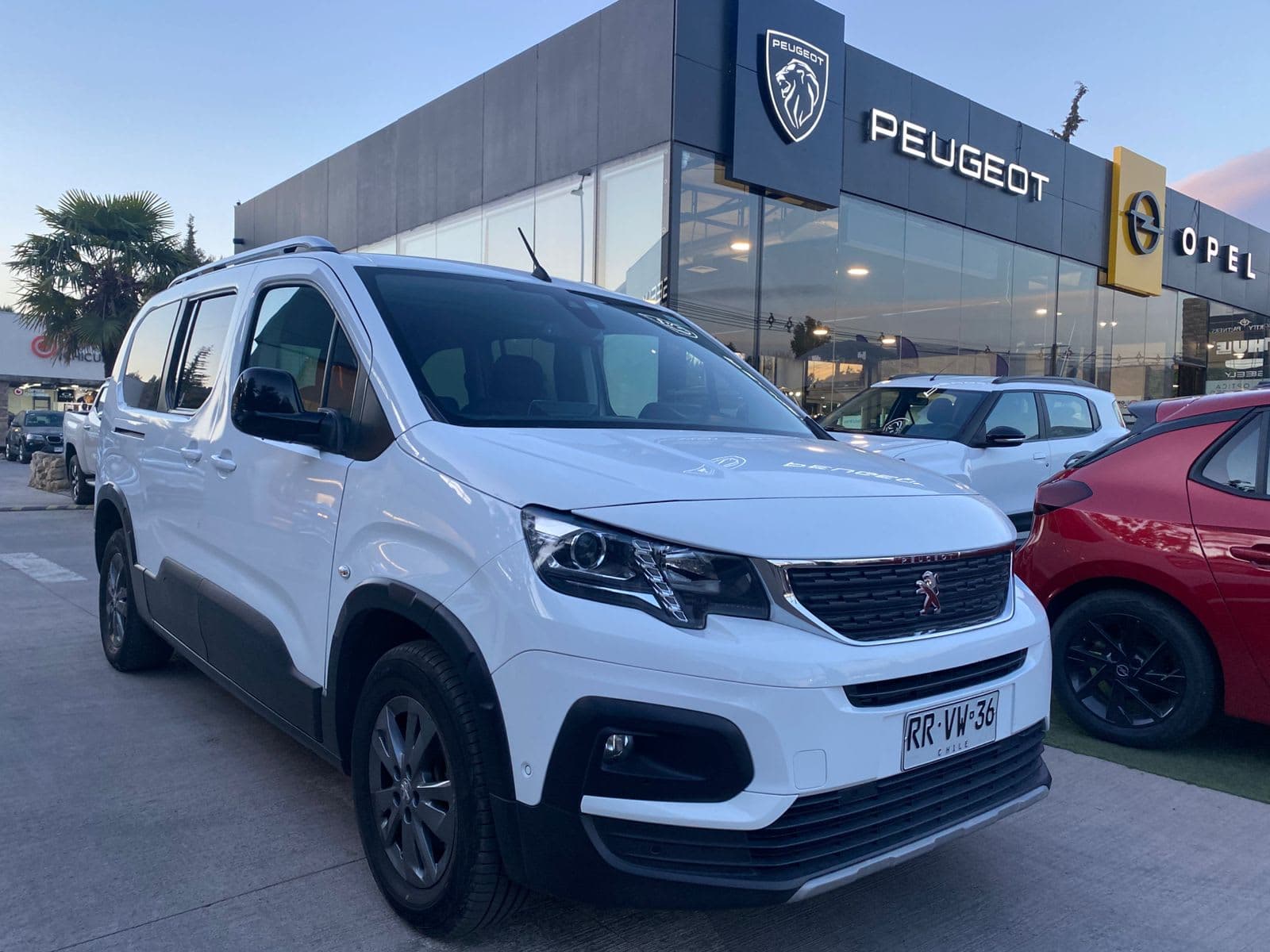 Peugeot Rifter 2022 AT Diesel - Imagen 1