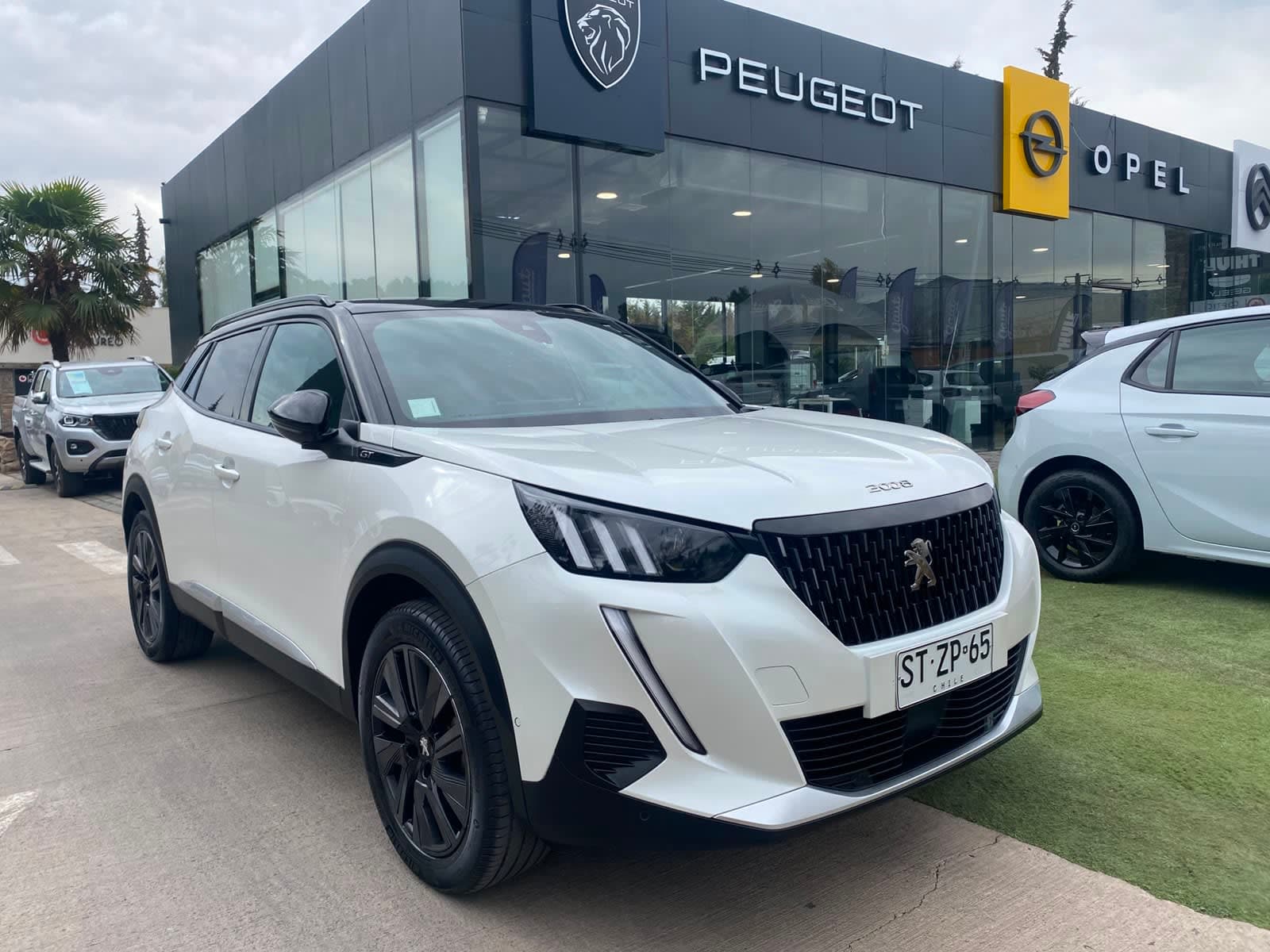 PEUGEOT 2008 GT BULEHDI - Imagen 1