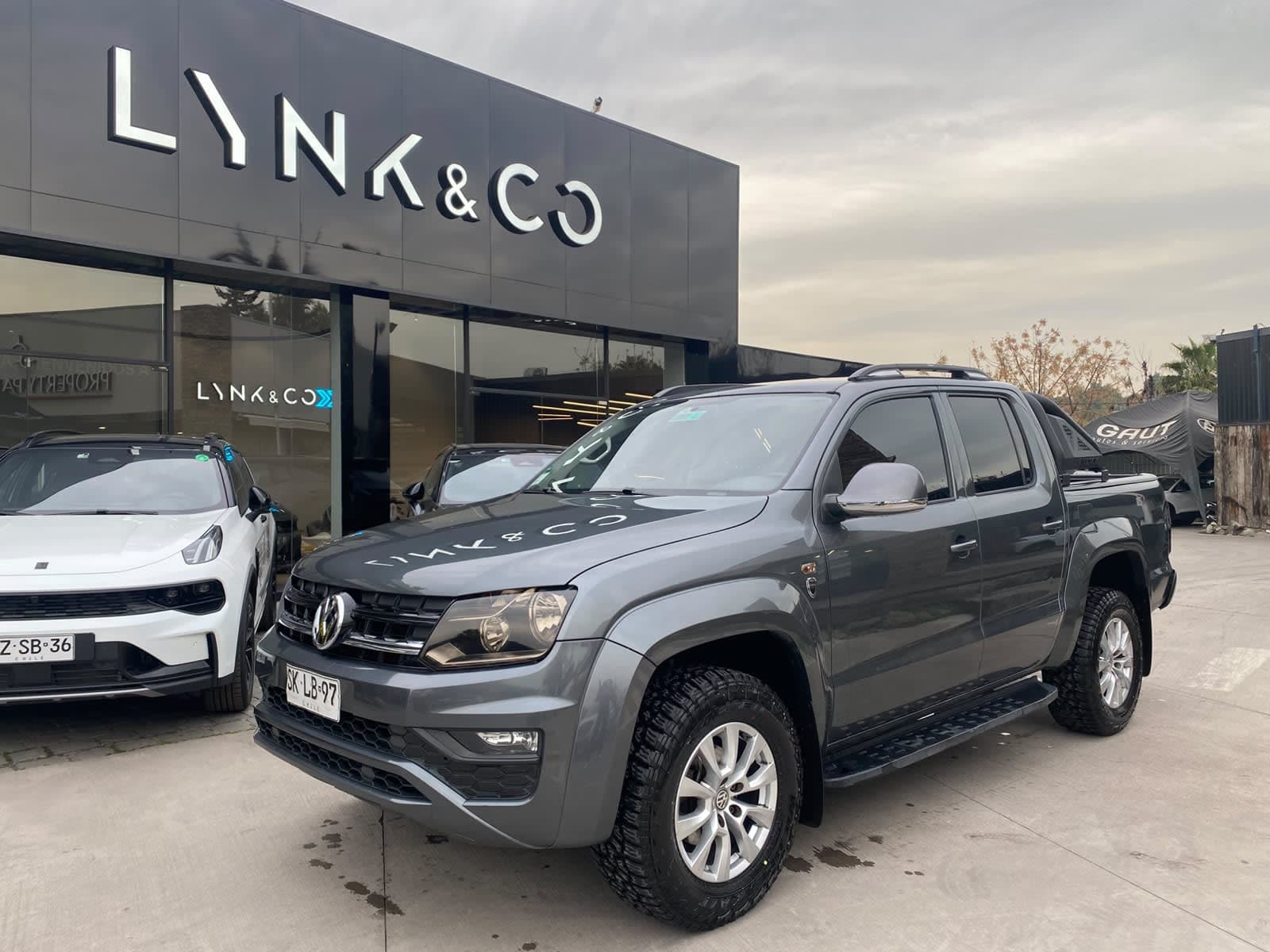 VOLKSWAGEN AMAROK COMFORTLINE AT 4X4 2023 - Imagen 1